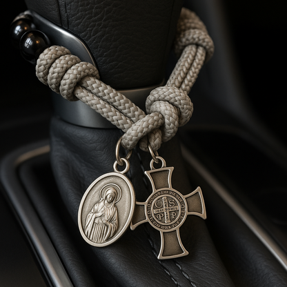 Amuleto del Conductor 2x1 – Cruz de San Benito + Virgen María