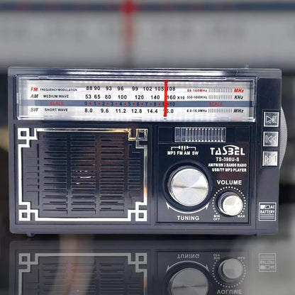 Radio Solar Retro Multifuncional (Linterna + Cargador + Radio AM/FM)